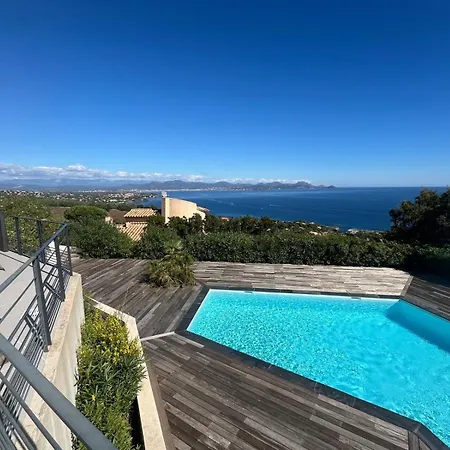 Ferreol 2, Vue Panoramique, Clim, Piscine 아파트 *